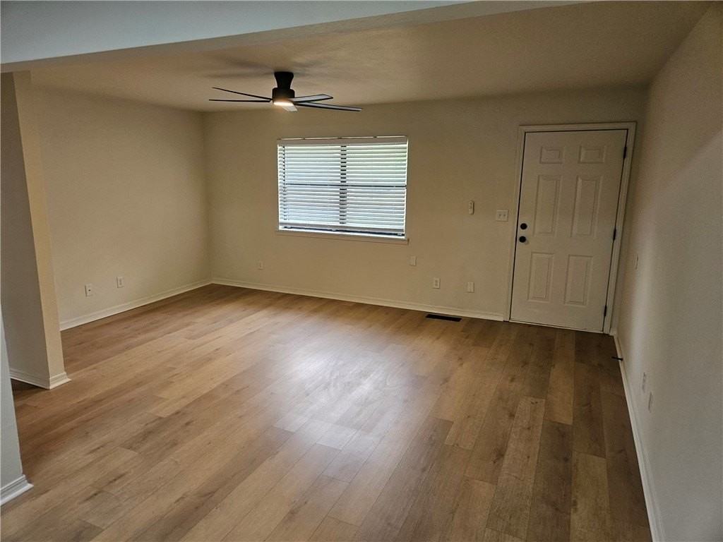 457 N Mission Blvd - Photo 7 of 17
