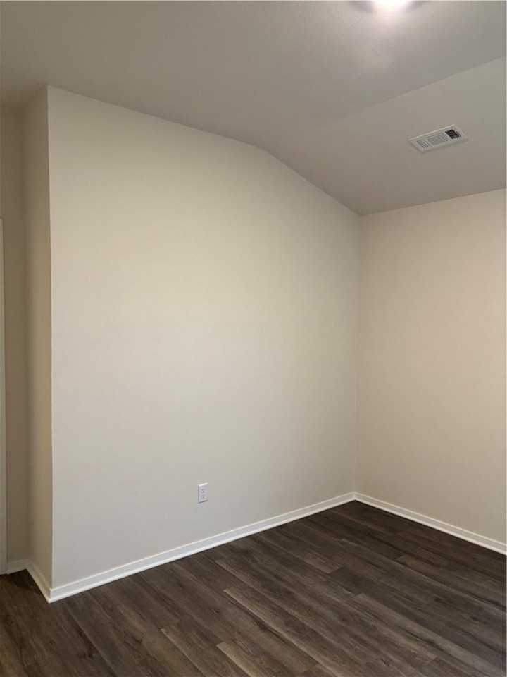 230 Nw 67th Ave - Photo 7 of 15