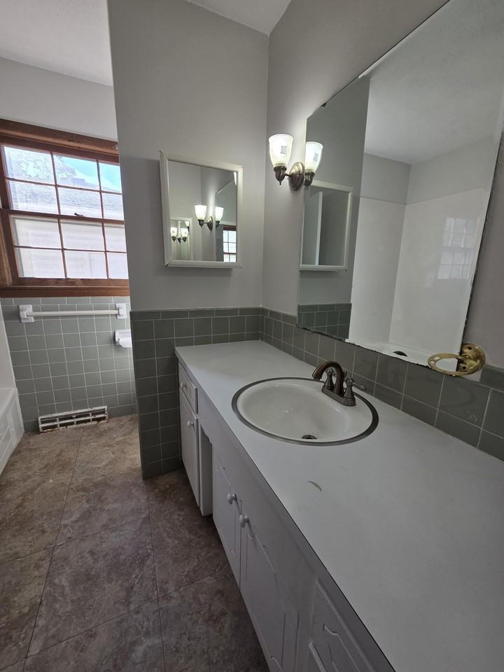 2856 E Bergman St #1 - Photo 7 of 22
