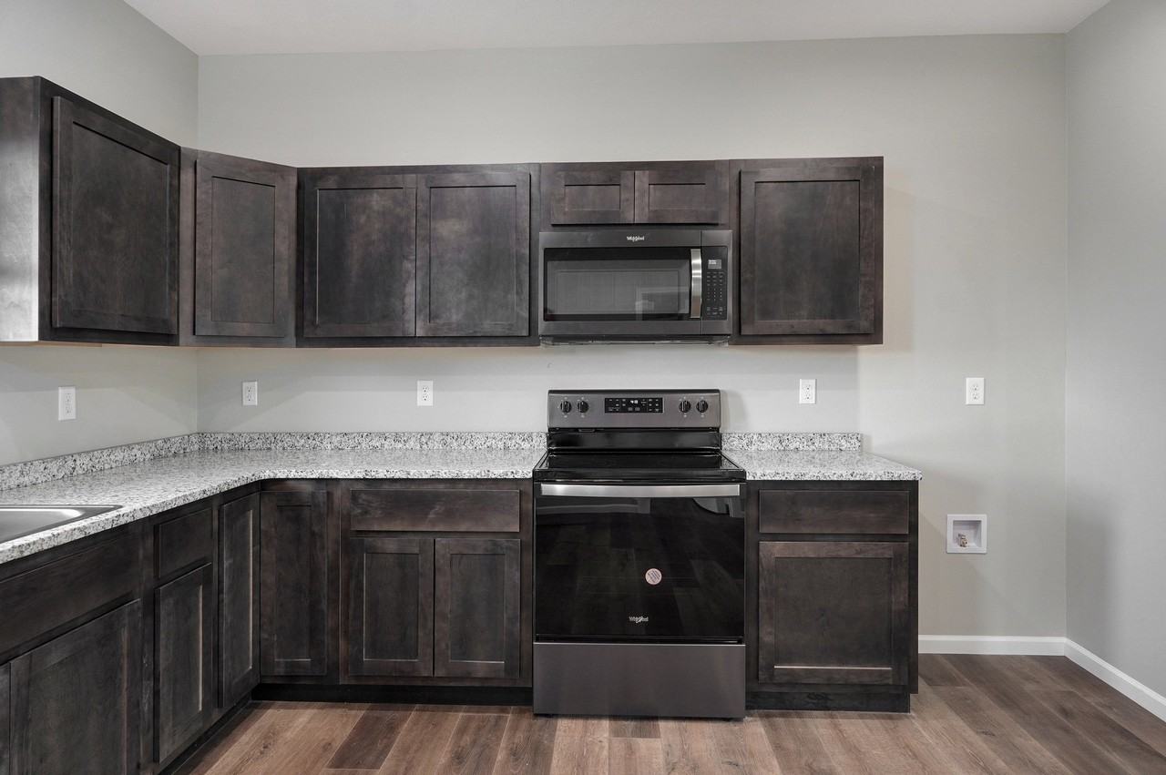 119 W Bluegrass St #1 - Photo 7 of 24