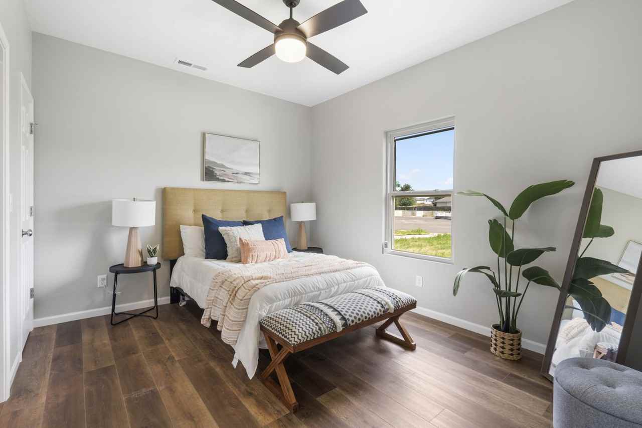 192 W Oak Lawn St #1 - Photo 6 of 17