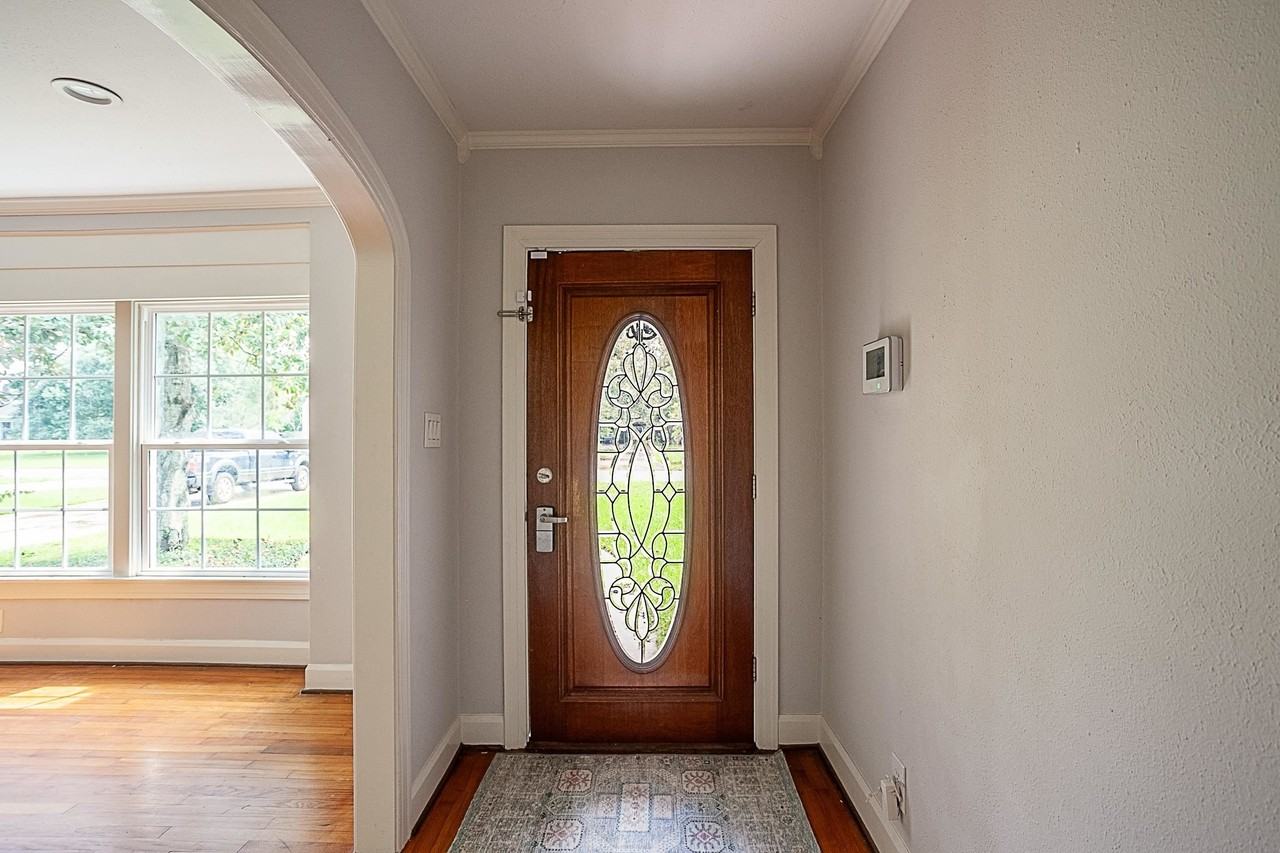 755 N 23rd St - Photo 2 of 29