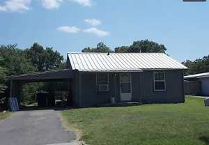 1910 W Main St - Photo 1 of 1