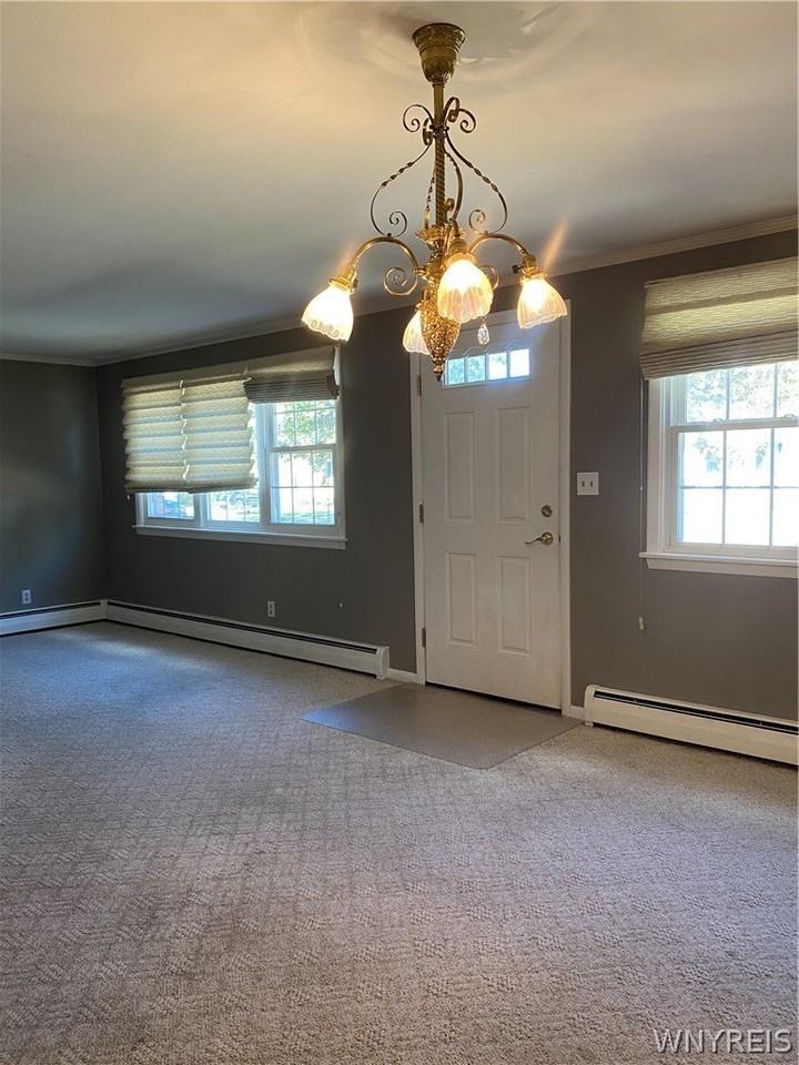 218 School St - Photo 3 of 14