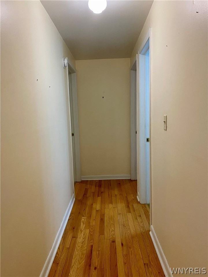 218 School St - Photo 7 of 14