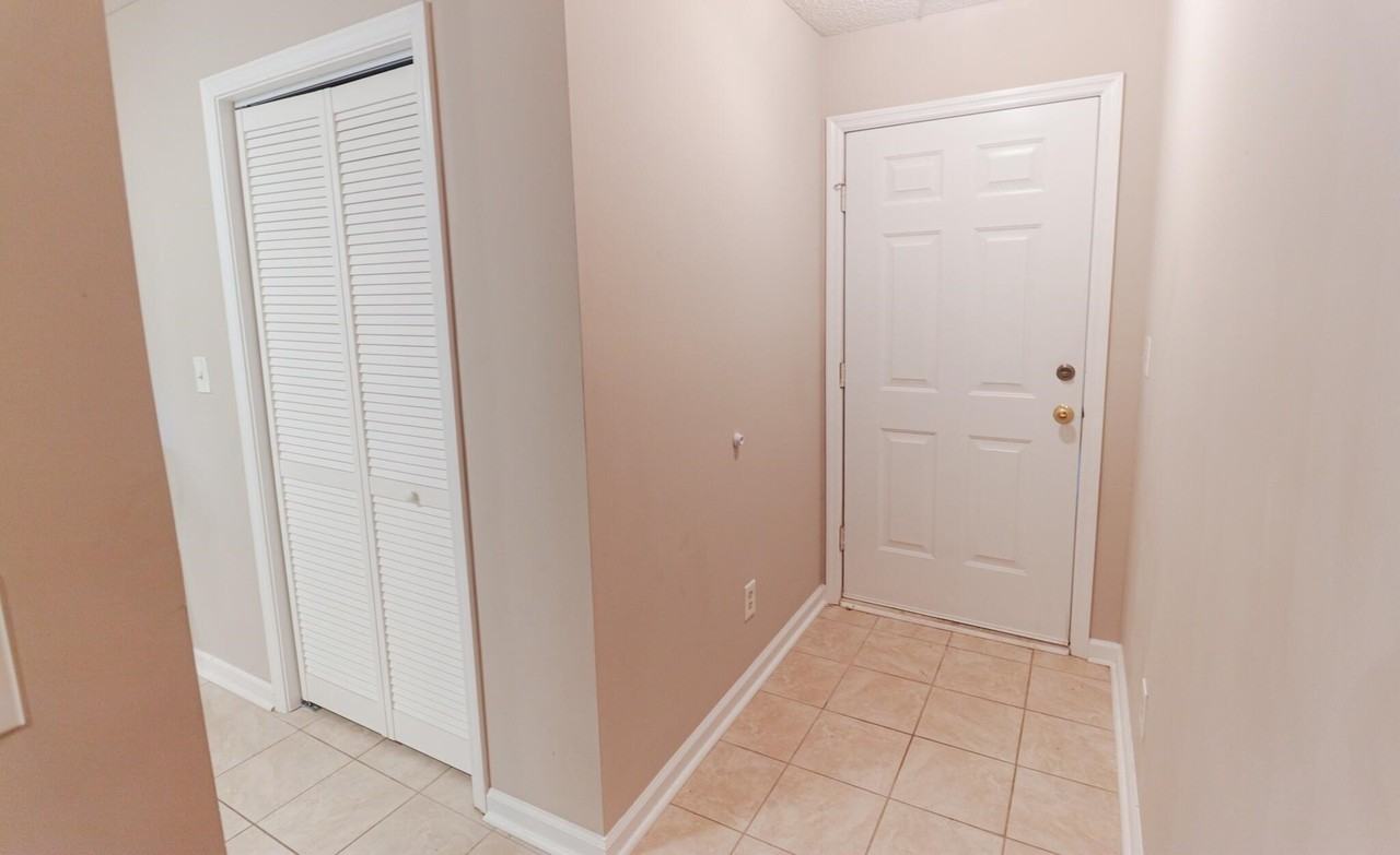 425 Spauldingwood Rd - Photo 3 of 25
