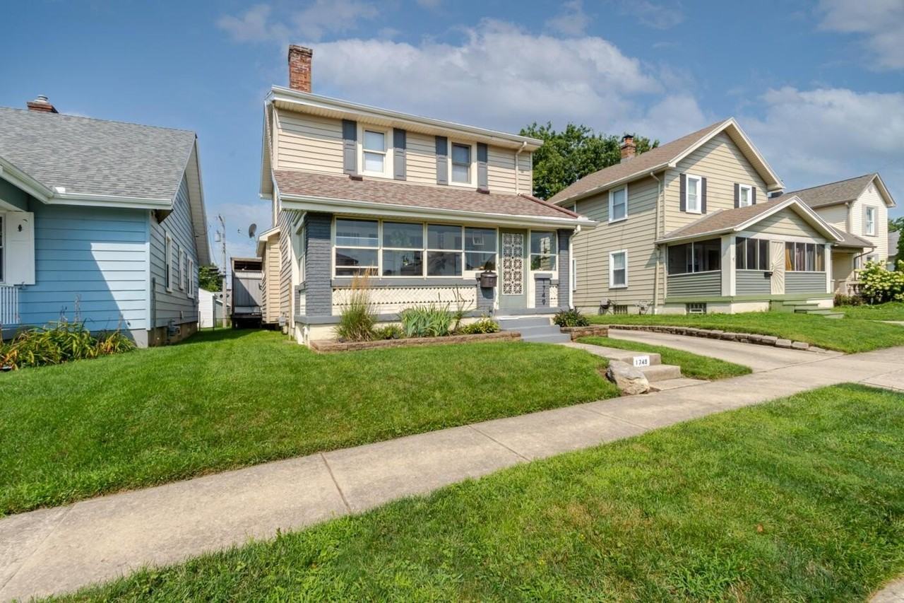 1749 King Ave - Photo 3 of 28