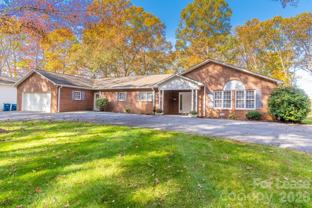7589 Monbo Rd - Photo 1 of 1