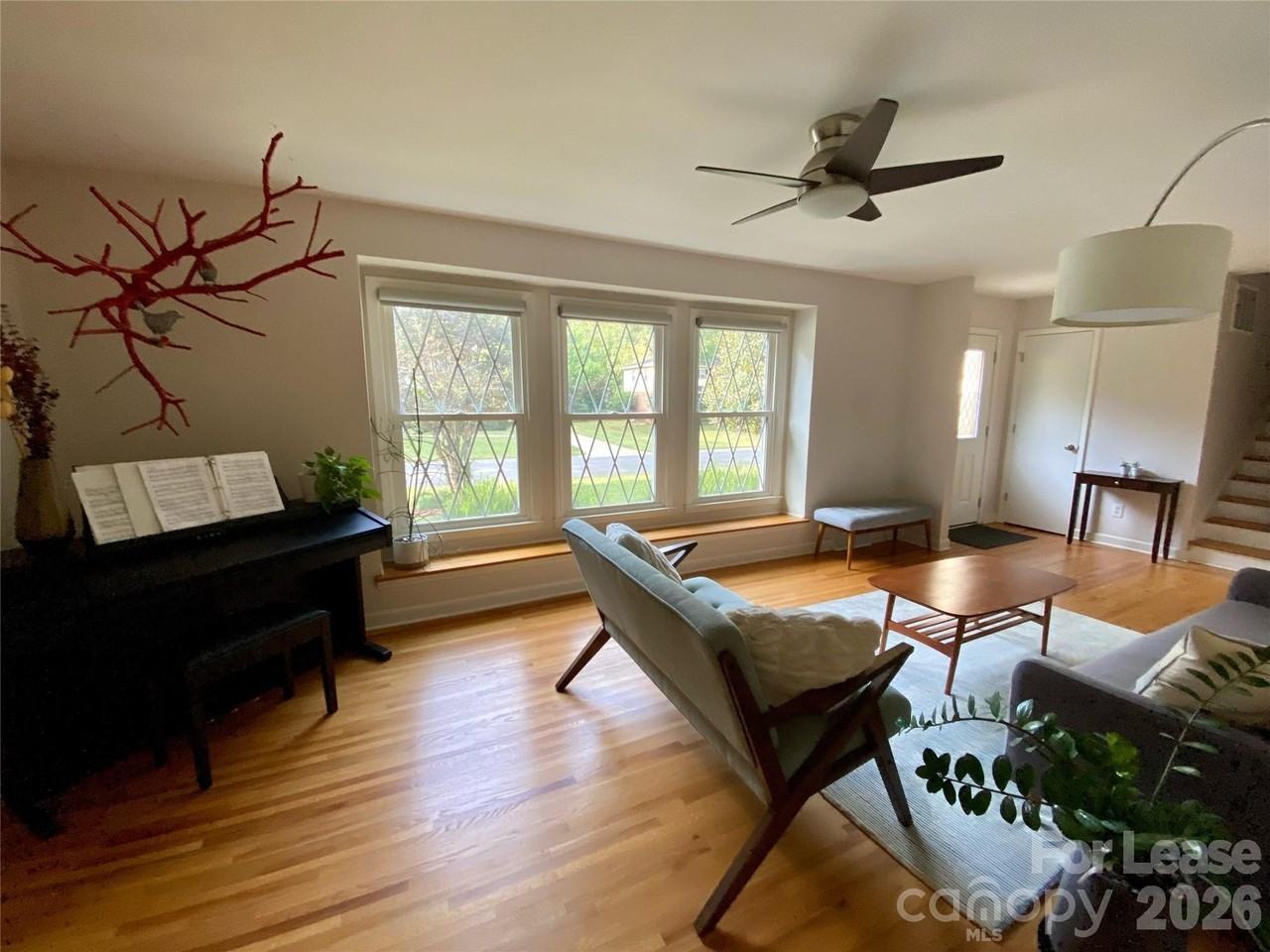 3810 Stokes Ave - Photo 6 of 31