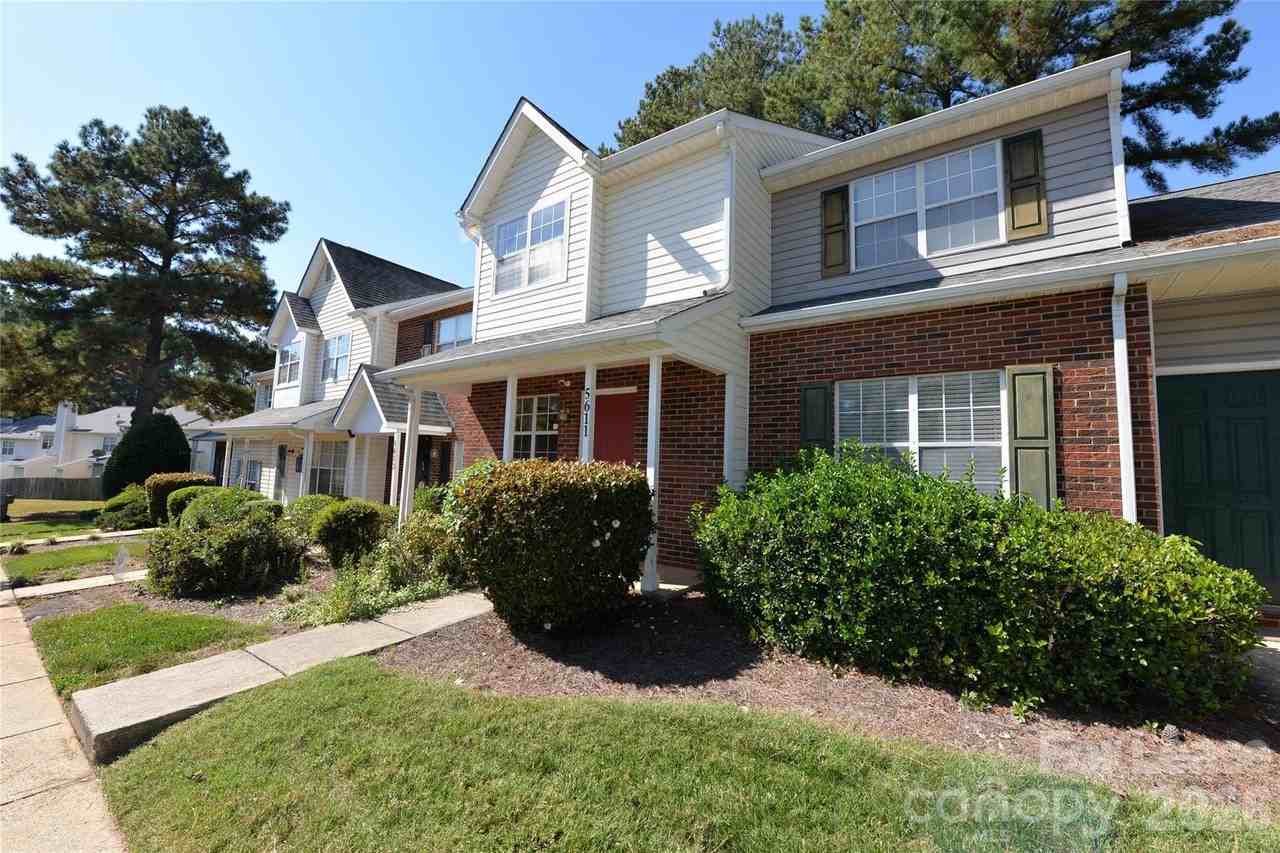 5611 Prescott Ct - Photo 2 of 20