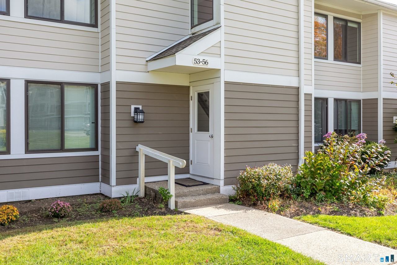 55 Lawson Ln #55
