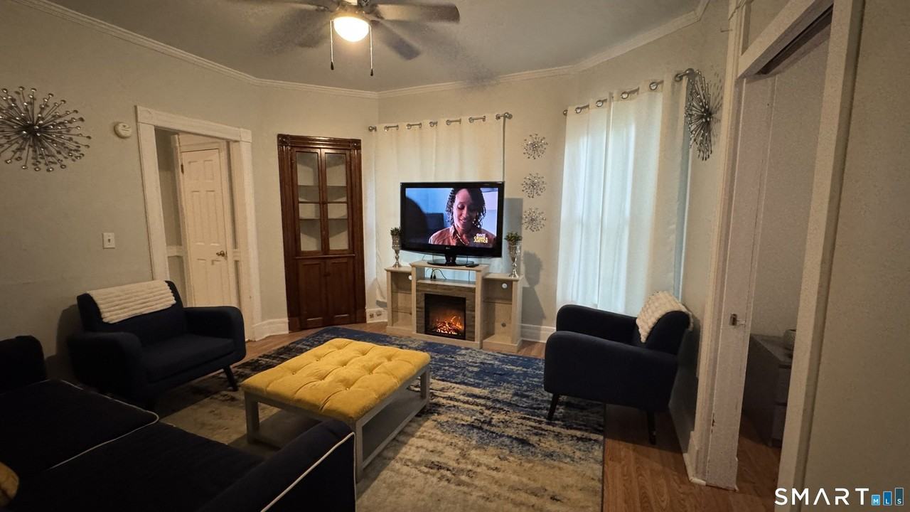 15 Dayton St - Photo 4 of 7