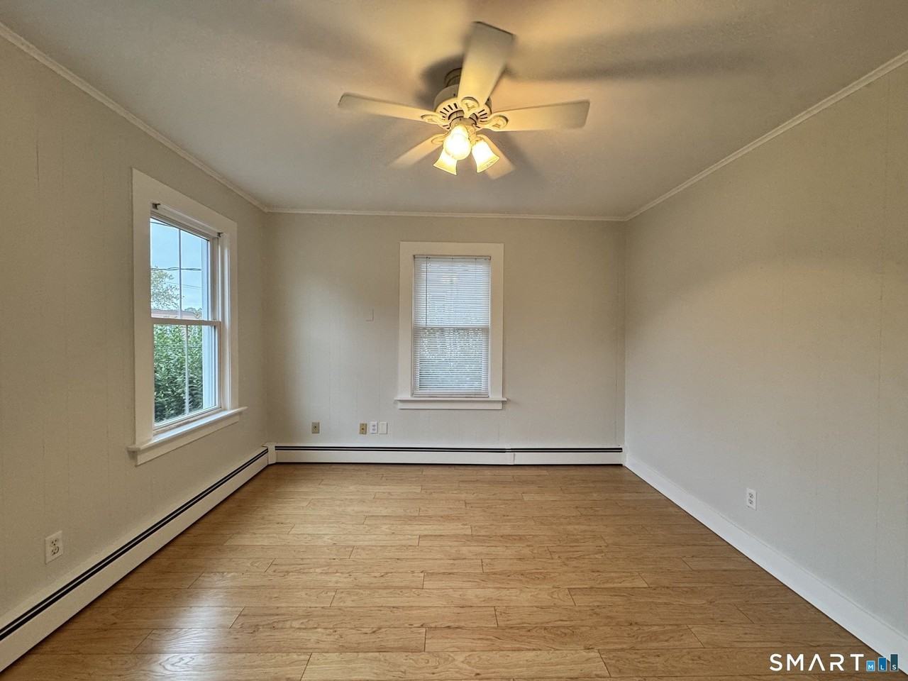 462 Main St #2ndFL - Photo 7 of 19