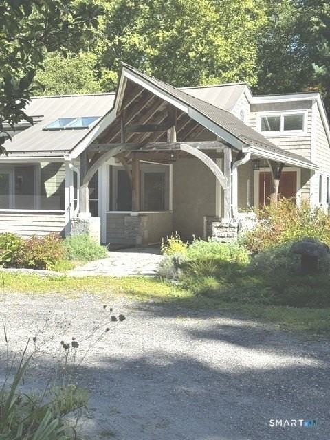 9B Beardsley Rd - Photo 2 of 22