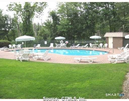100 Oxbow Dr #C8 - Photo 2 of 15