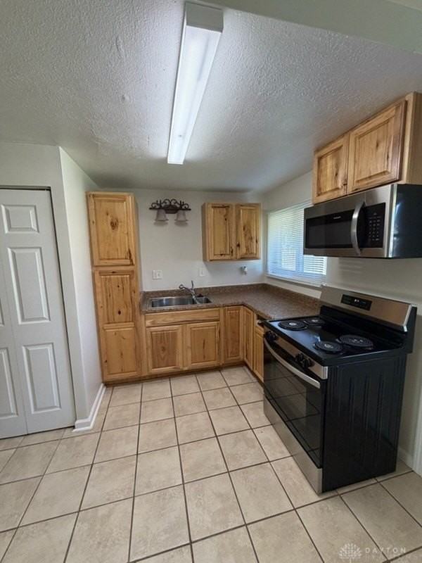 4839 Powell Rd - Photo 5 of 17