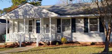 featured image of 1011 E 10th St