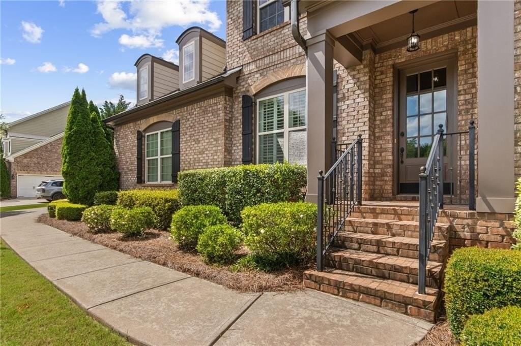 12460 Pindell Cir - Photo 2 of 30