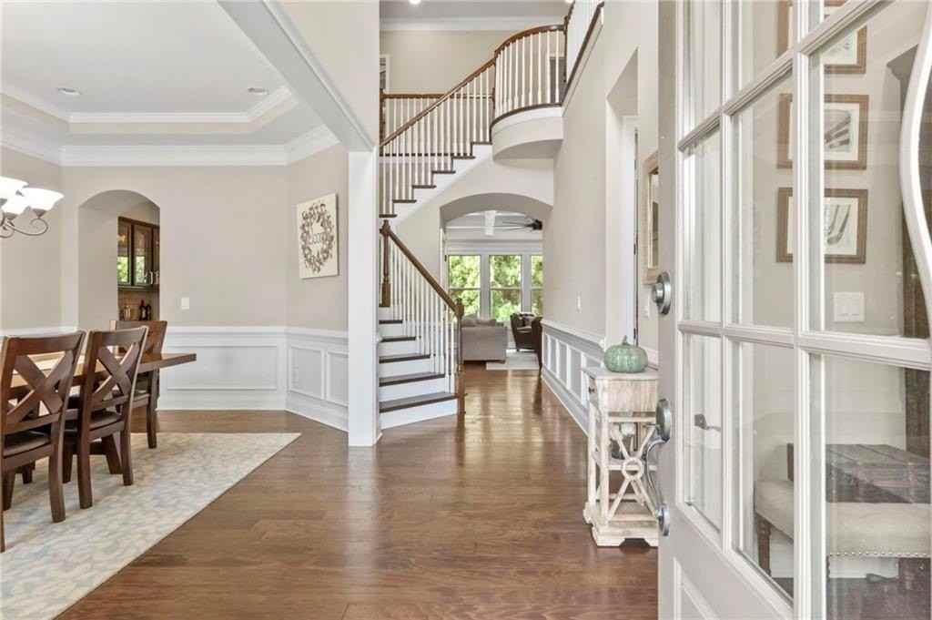 12460 Pindell Cir - Photo 3 of 30