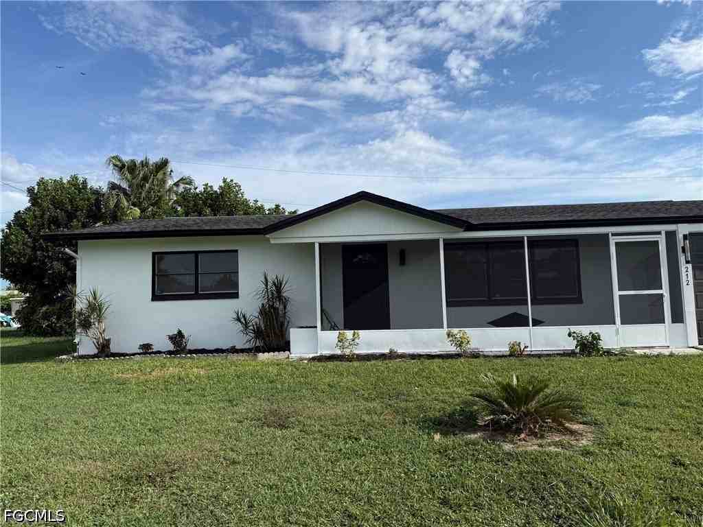 212 Davis Rd - Photo 2 of 25