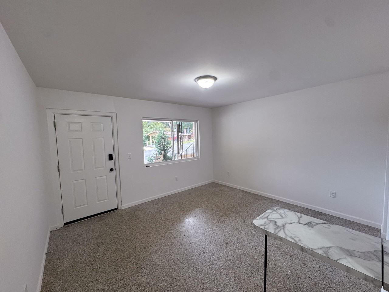 1595 Soco Road - 2Apartment 2 #2 - Photo 3 of 15