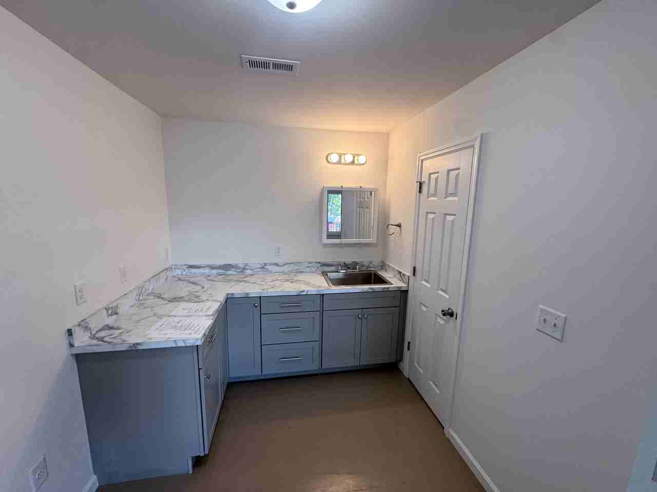 1595 Soco Road - 9Apartment 9 #9 - Photo 4 of 17