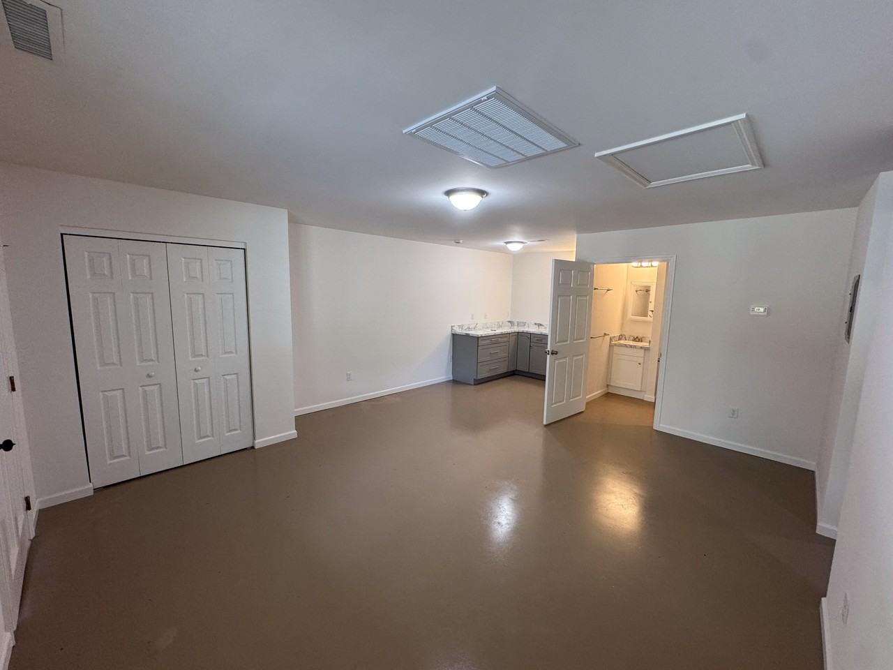 1595 Soco Road - 11Apartment 11 #11 - Photo 3 of 17