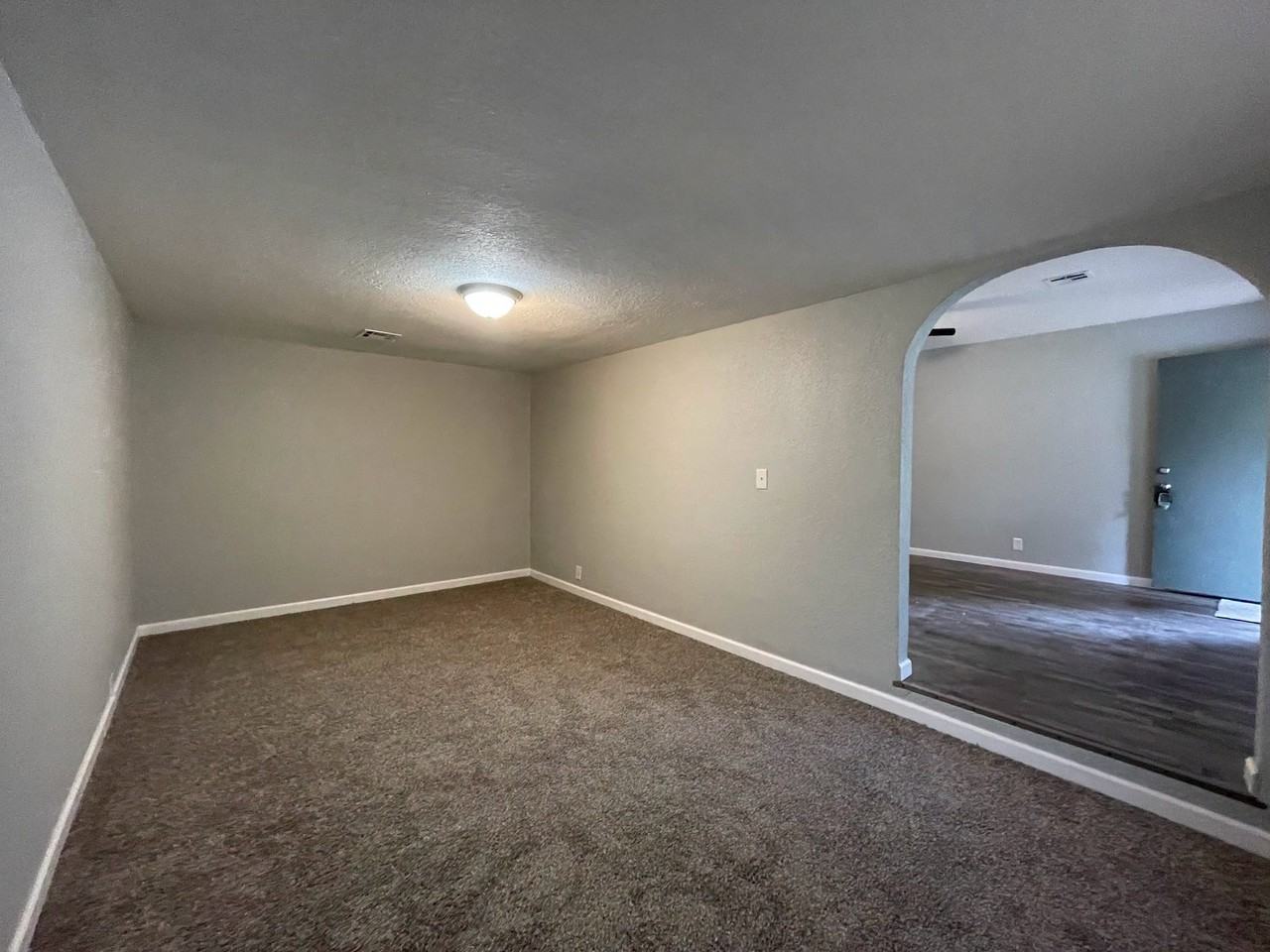 517 Locust St #1 - Photo 7 of 12