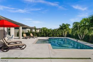 415 Sw 31st Pl - Photo 1 of 1