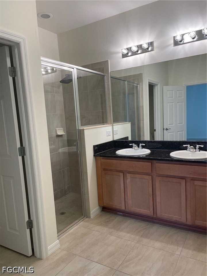 2303 Nw 21st Ave - Photo 6 of 6