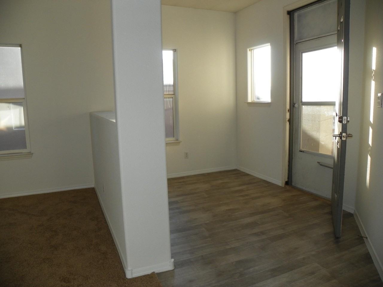 5228 Dexter Ct Ne - Photo 2 of 18