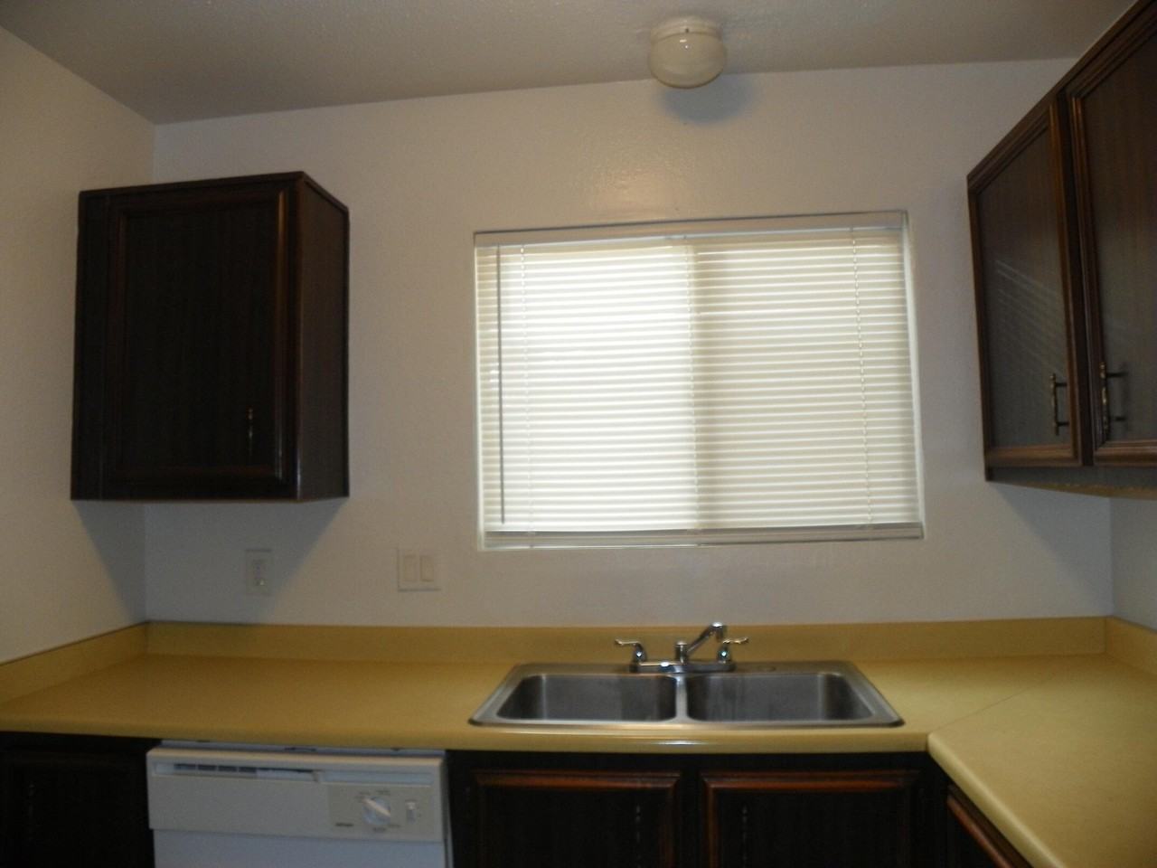 1300 Grande Blvd Se #B - Photo 4 of 17