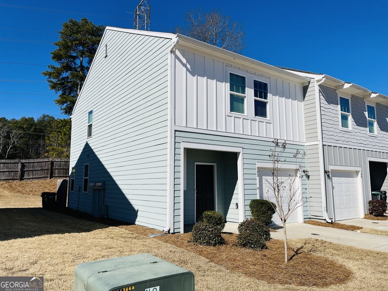 362 Penn Station Way - Photo 2 of 34