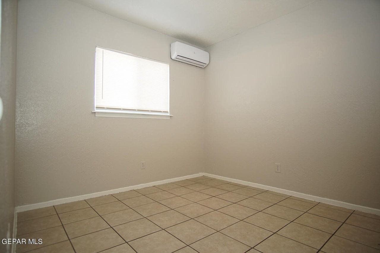 3624 Keltner Ave #6 - Photo 7 of 11