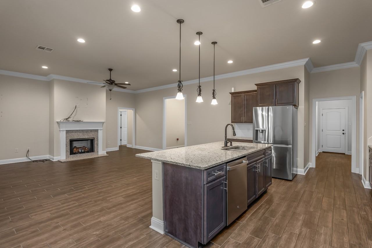 48 Crowder Dr #1 - Photo 4 of 10