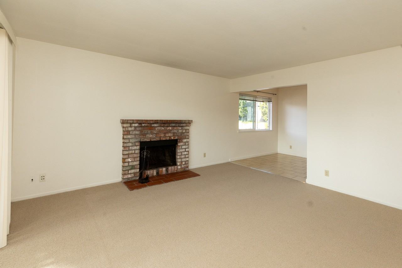 400 Studio Circle #6 - Photo 4 of 40