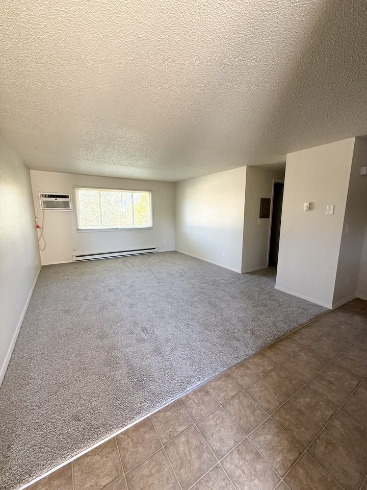 1155 E 5th St #1155 - Photo 2 of 9
