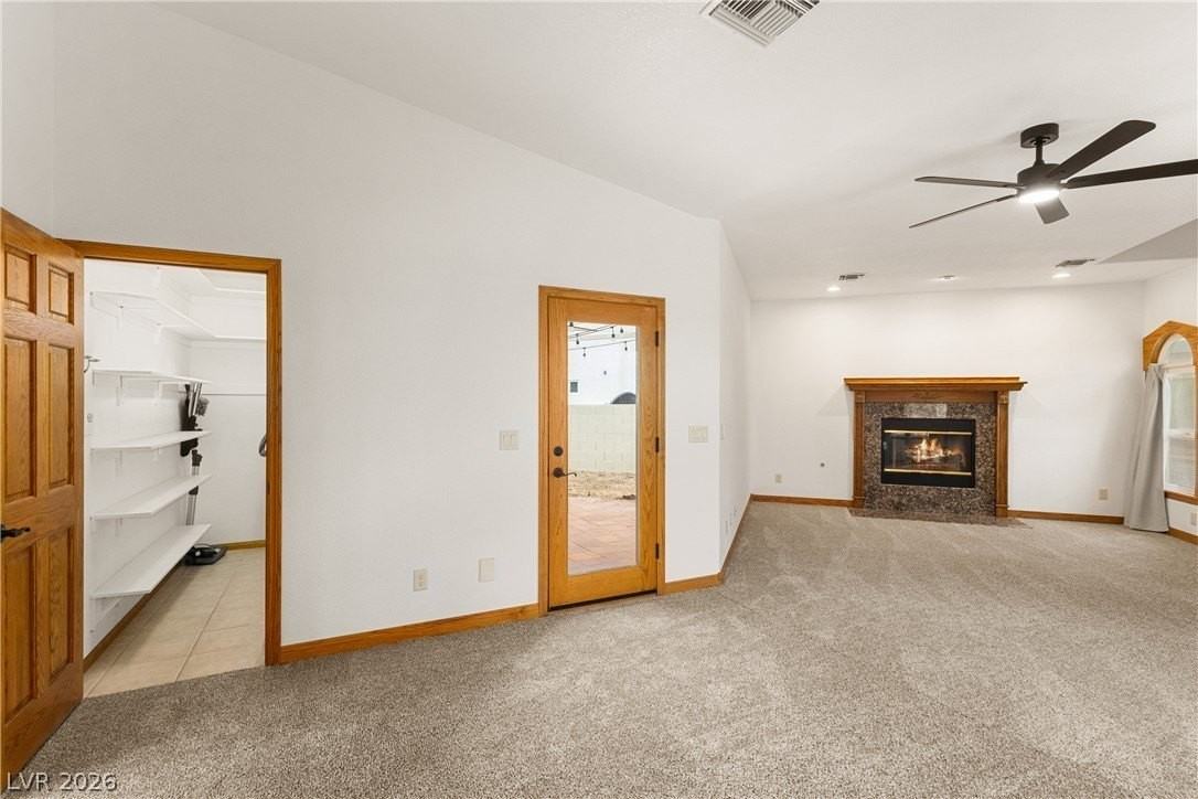 1101 Malachite Ct - Photo 4 of 33