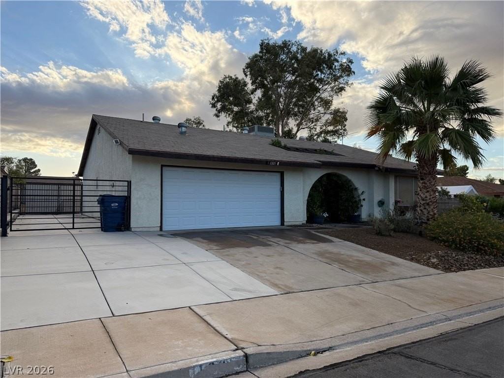 1321 Elsa Way - Photo 3 of 43
