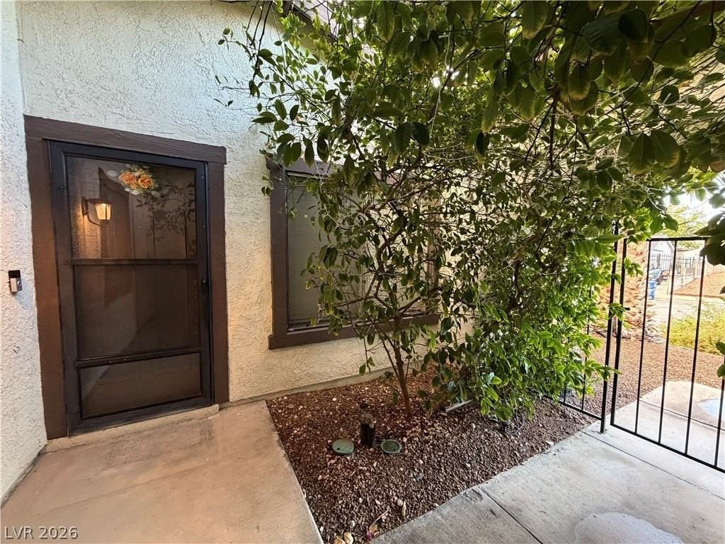 1321 Elsa Way - Photo 6 of 43