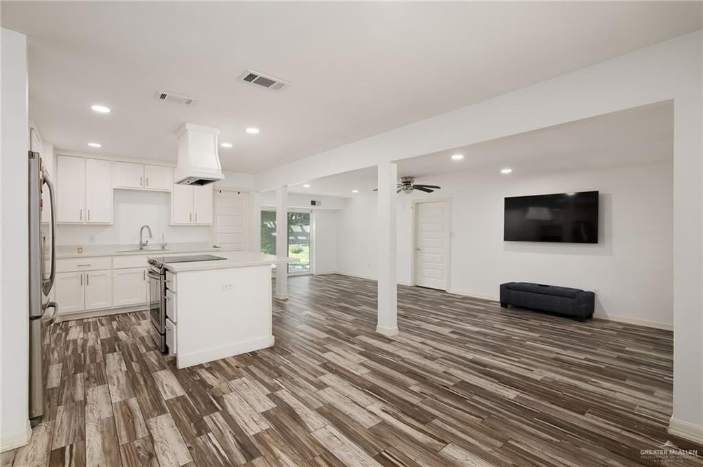 1001 N 27th St - Photo 2 of 16