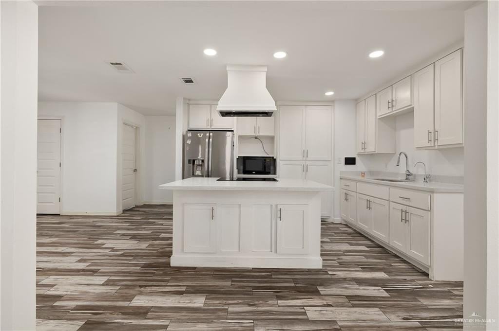 1001 N 27th St - Photo 3 of 16