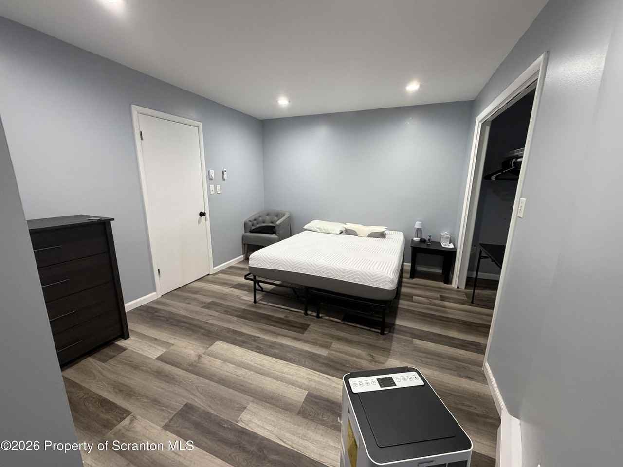 300 New York St - Photo 4 of 5