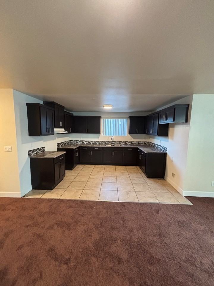 225 West 82nd Street - Photo 3 of 22