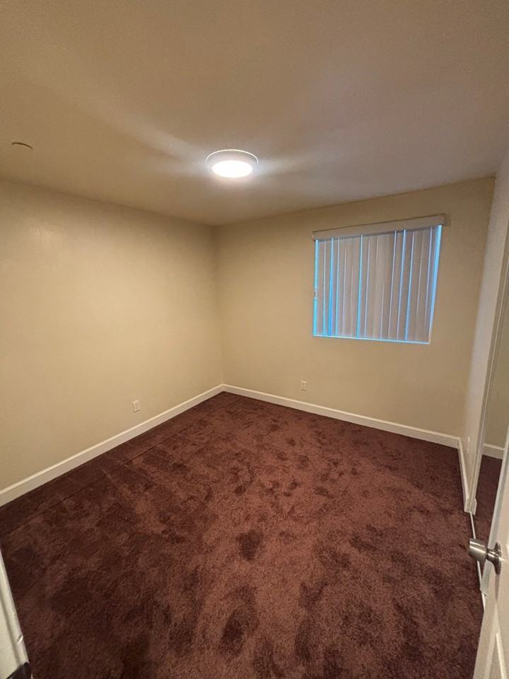 225 West 82nd Street - Photo 7 of 22
