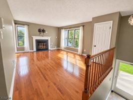 featured image of 40 Heritage Ln #40