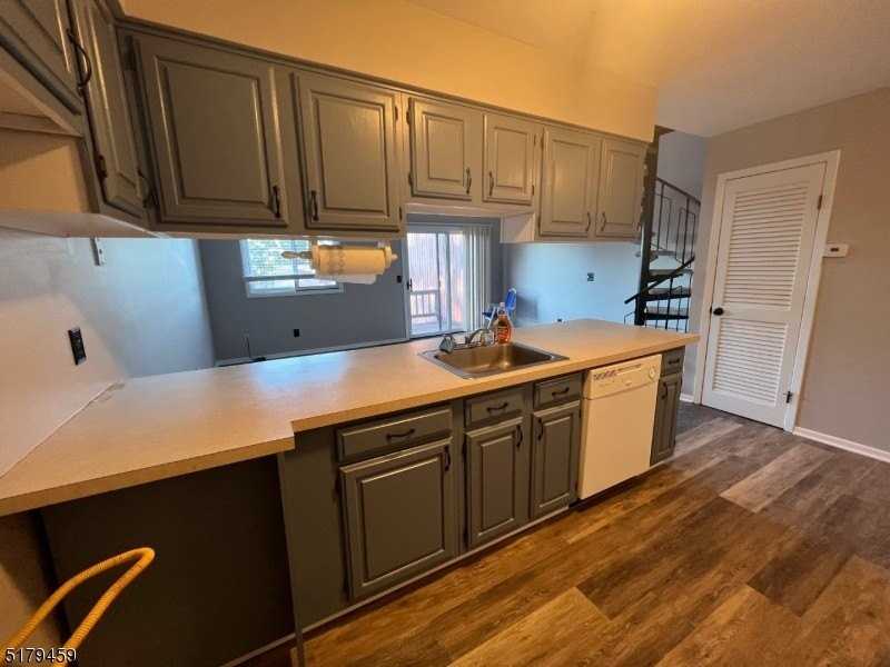 3 Steamboat Dr - Photo 2 of 6