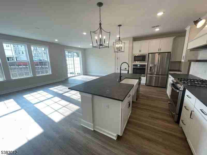119 Myrtle Rd - Photo 4 of 22