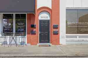 featured image of 122 S Market St #3