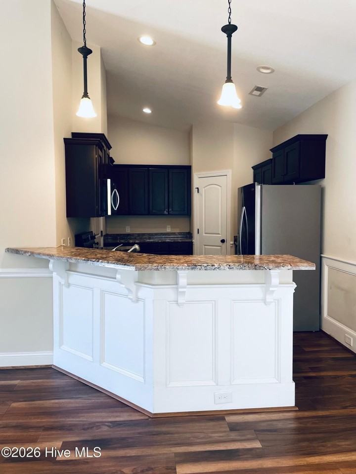 2232 Sweet Bay Dr #B - Photo 3 of 16